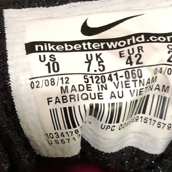 Nike Shoes - Picture 5 of 9